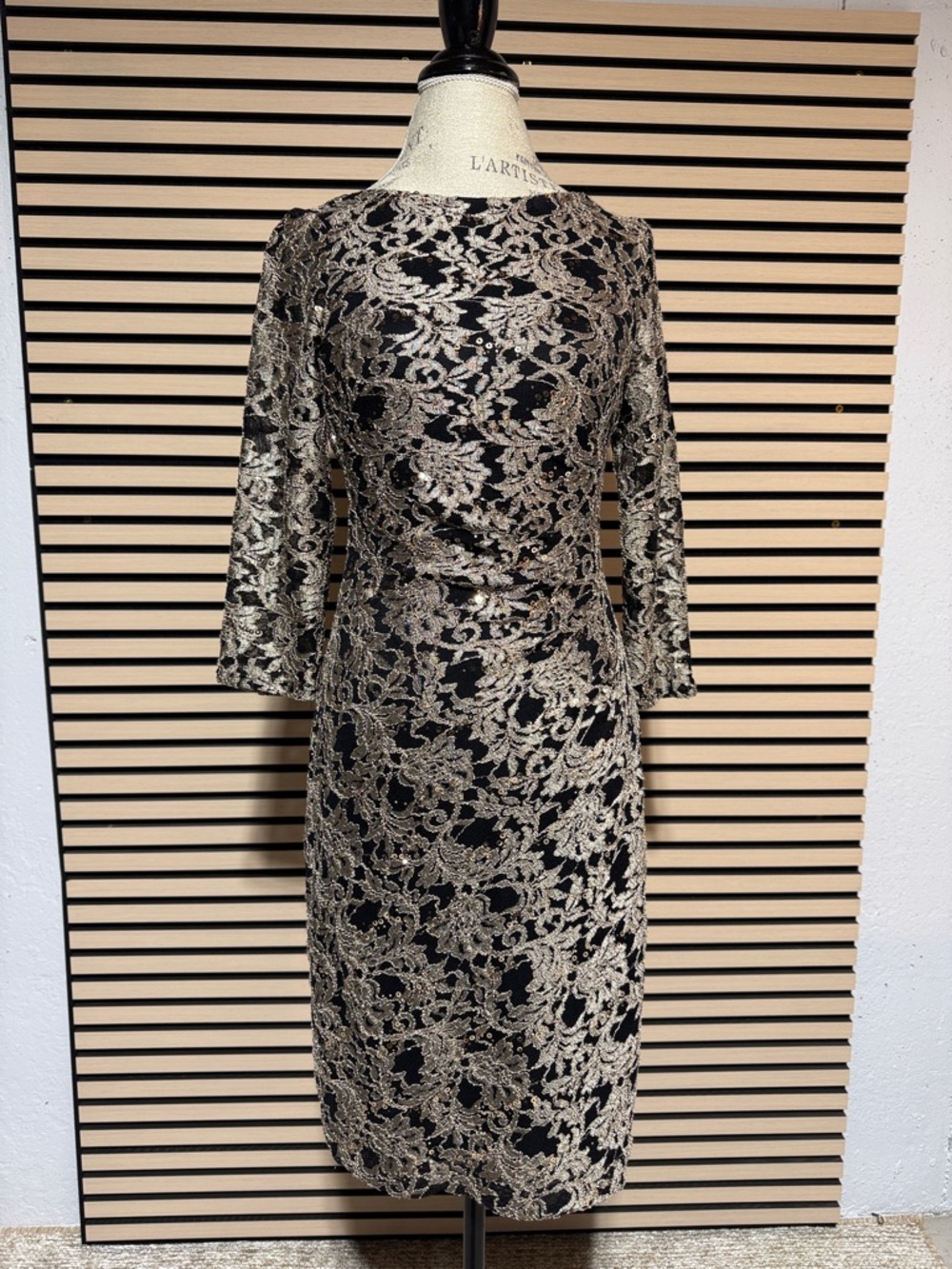 Jessica Howard Lace Sequin Dress Size 6P Elegant Beige Black